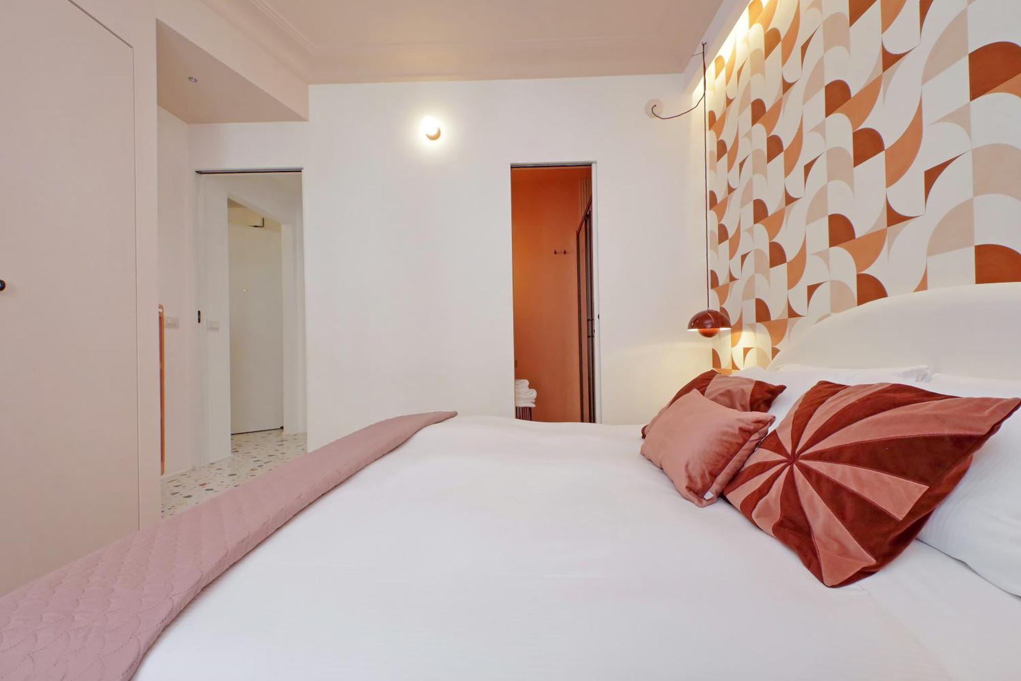 Ych-Colorful And Classy Apartment Near Fori Imperiali Rome Bagian luar foto